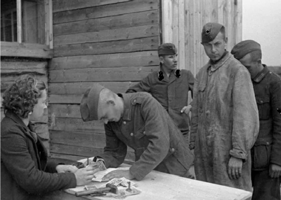 Амнистия в 1955 году: зачем Хрущёв освободил из лагерей власовцев и полицаев