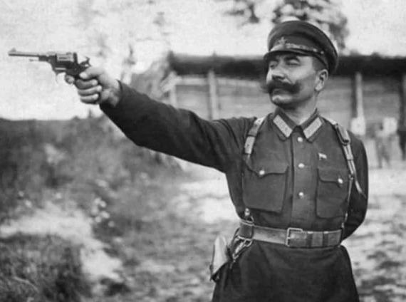 Семён Будённый: как на самом деле воевал главный каваллерист СССР